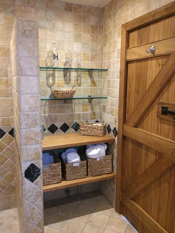 The Apple Shed Villa Farmborough Bagian luar foto